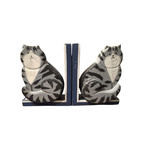 Wooden Gray Tabby Cat Bookends Blue & White Base - Picture 3 of 13